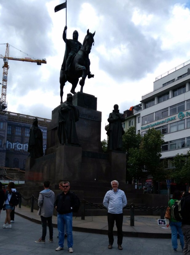 7ce523c3-3804-4e68-8adc-8aaeda192aa6